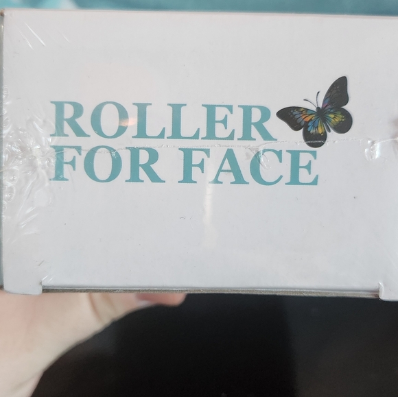 Other - Cooling Blue Skincare Roller For Face